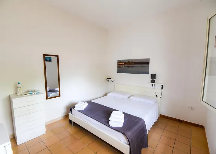 Macchia Mediterranea Bed and Breakfast 3*