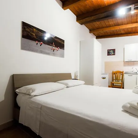 Macchia Mediterranea Bed & Breakfast