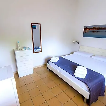 Bed & Breakfast Macchia Mediterranea 3*