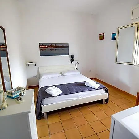 Macchia Mediterranea Bed & Breakfast 3*